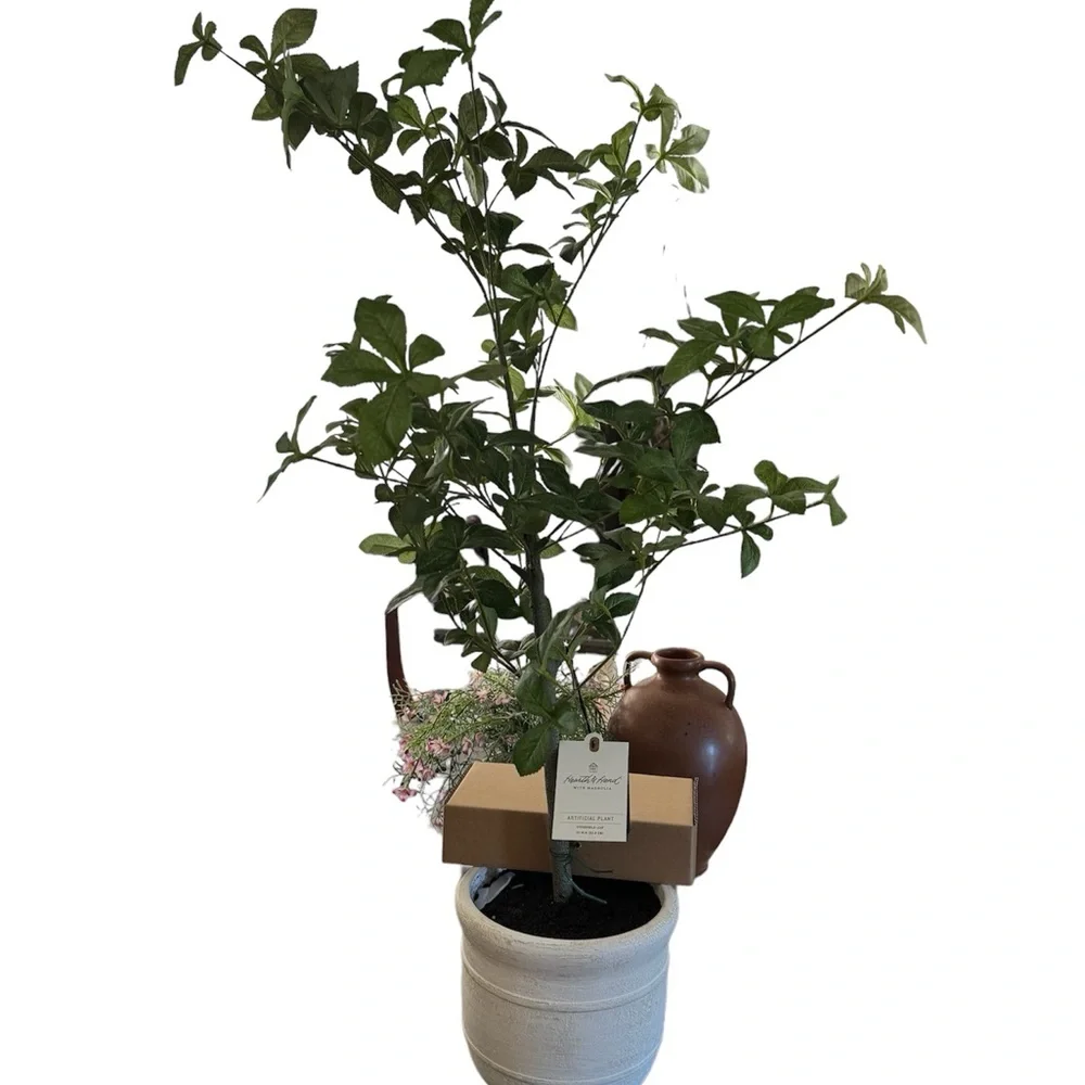 Hearth & Hand Magnolia 33